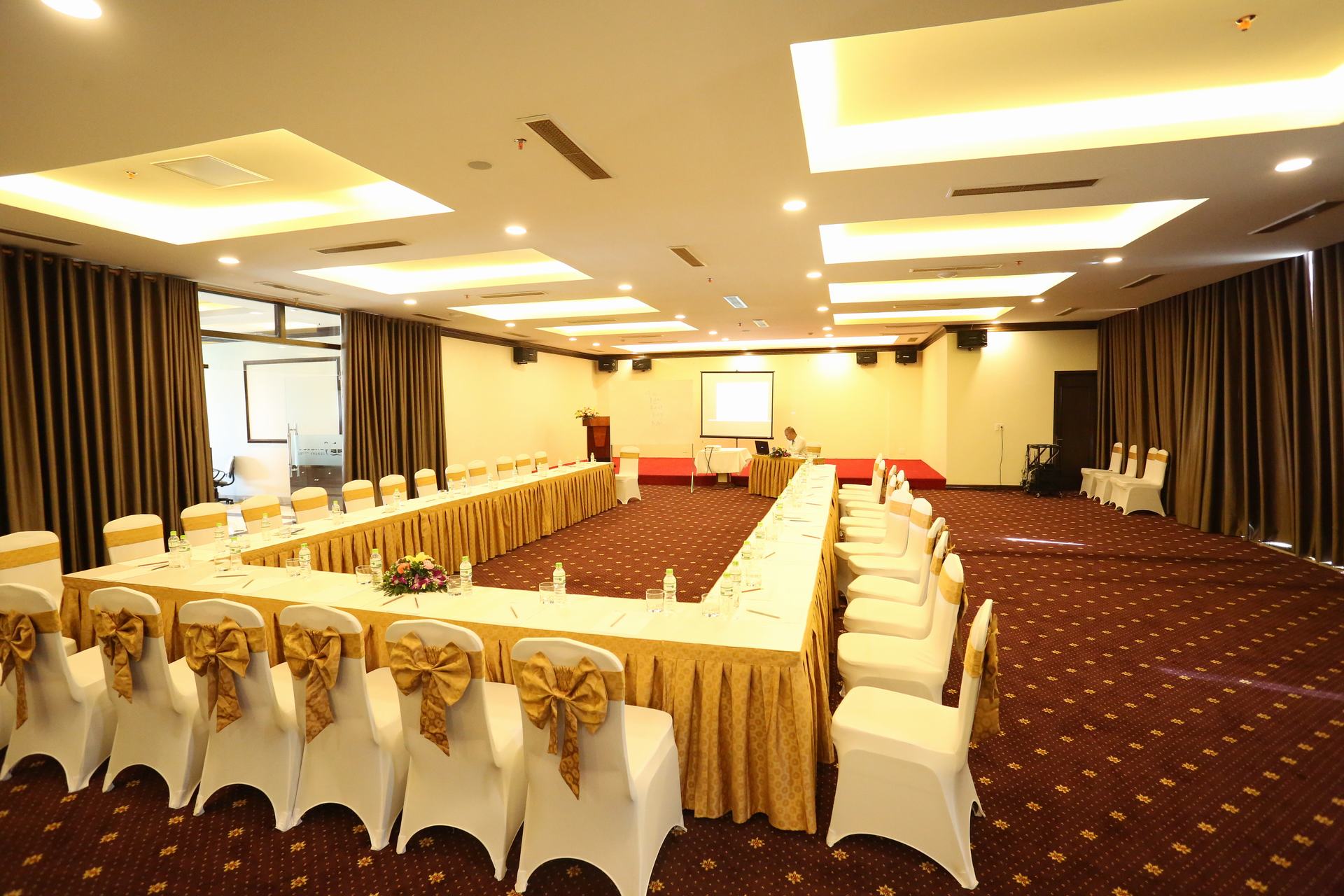 Phòng hội nghị, hội thảo - Khách sạn Song Lộc Luxury Hạ Long